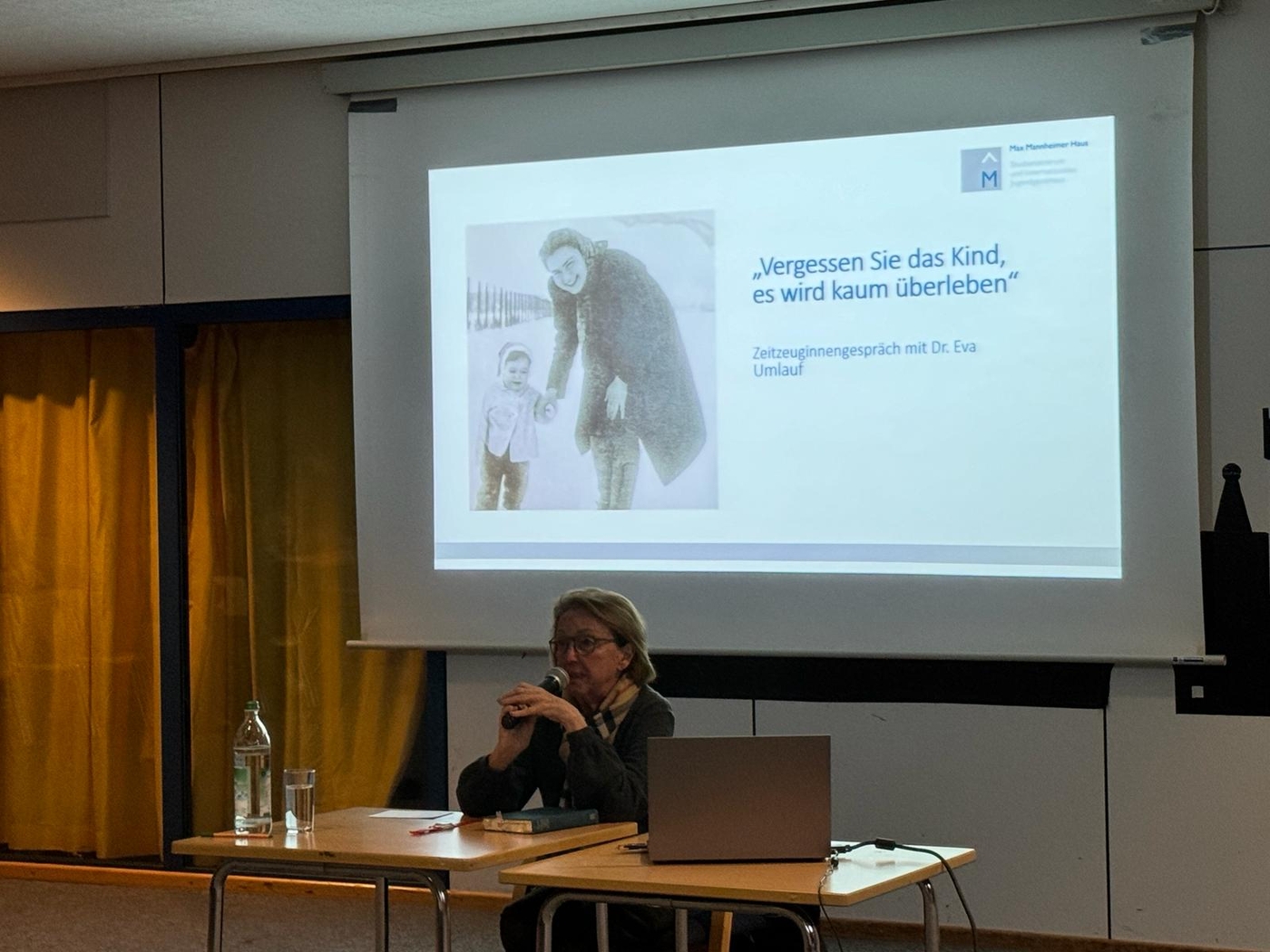 Dr. Eva Umlauf an der JWR