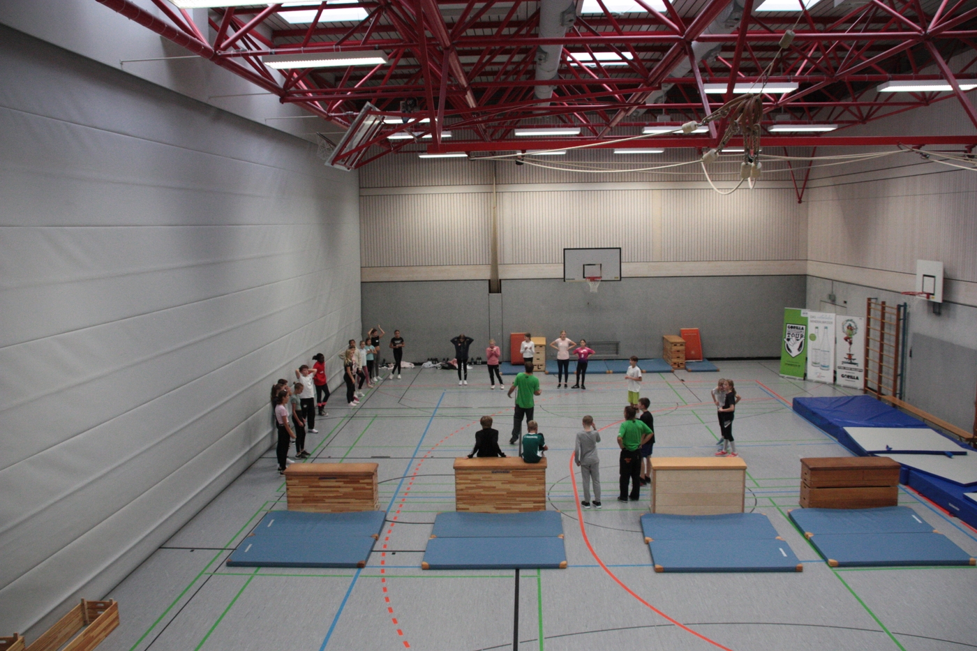 Gorilla Tag - Action in der Turnhalle - 6. Klassen